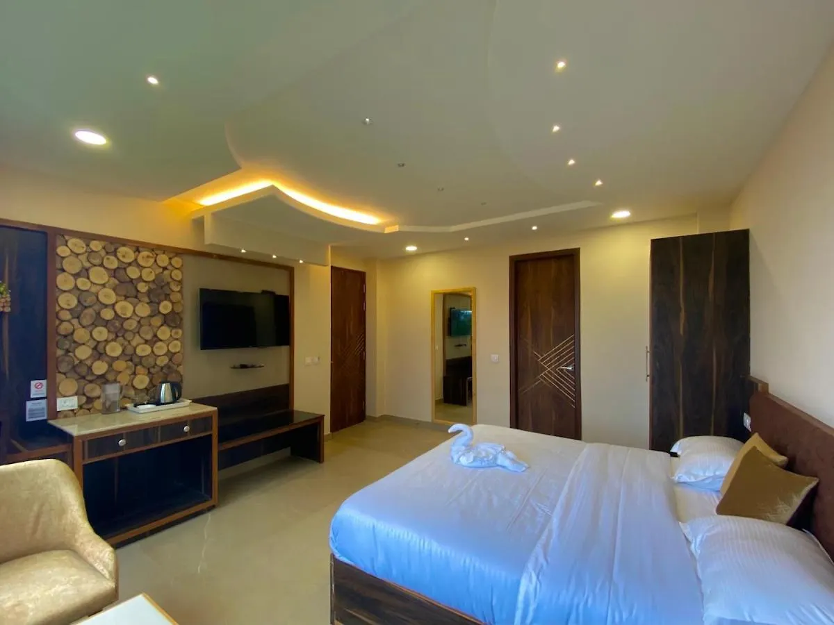 Bed & Breakfast The Westberry 50Mtrs Offroading And 50 Mtrs Nature Path Bed and Breakfast Shimla India